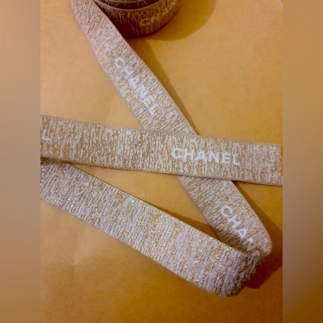 Brand NewChanel Ltd Edition Festive Ribbon In White  Gold 63 Inches